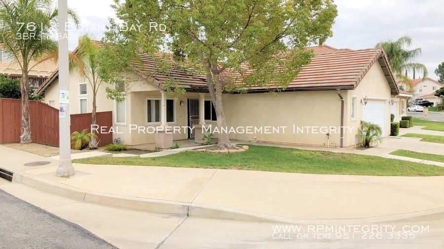 Single Story 3 bd home in Mission Grove House for Rent