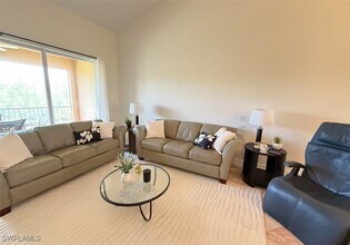 Building Photo - 10510 Amiata Way