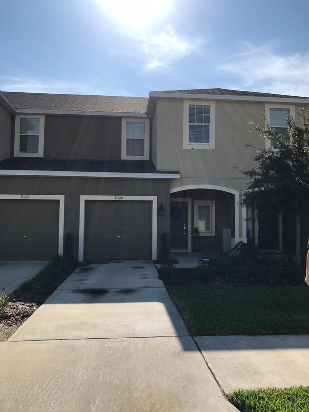 Foto principal - 7046 Towne Lake Rd