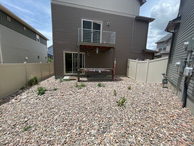 Foto del edificio - 3 Bedroom Home in Banning Lewis Ranch