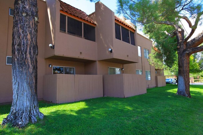 Interior Photo - El Dorado Apartments