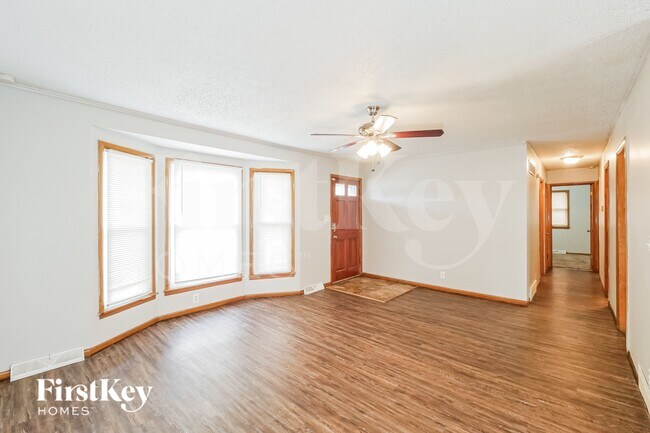 Foto del edificio - 8207 E 85 St