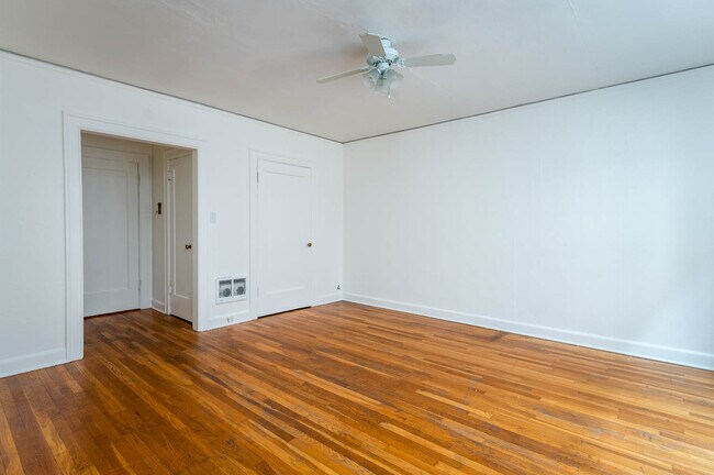 The Shannon | #307 Spacious Living Room with Hardwood Floor - The Shannon