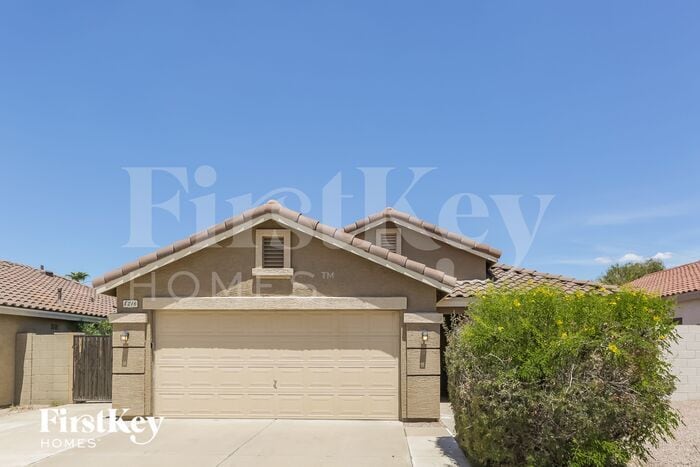 Primary Photo - 8216 E Osage Ave