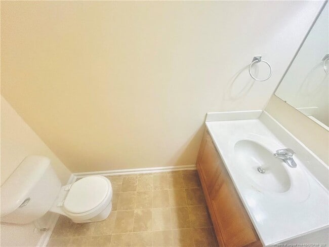 Foto del edificio - 3332 Kenmont Ln