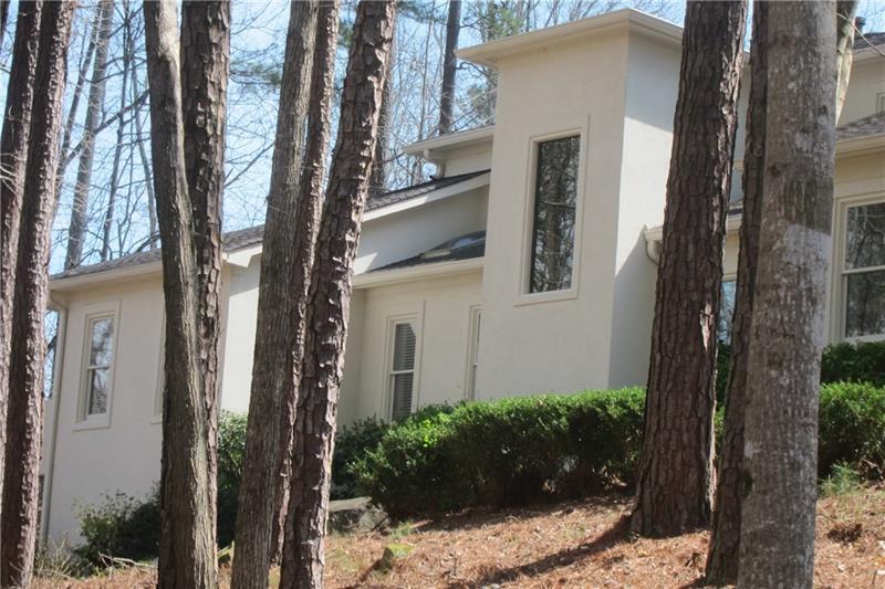 Primary Photo - 1525 Huntingford Dr