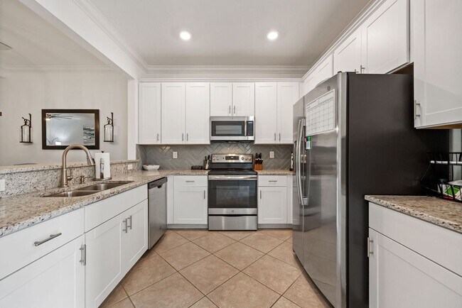 Foto del edificio - Experience Town Home living.. Welcome to W...