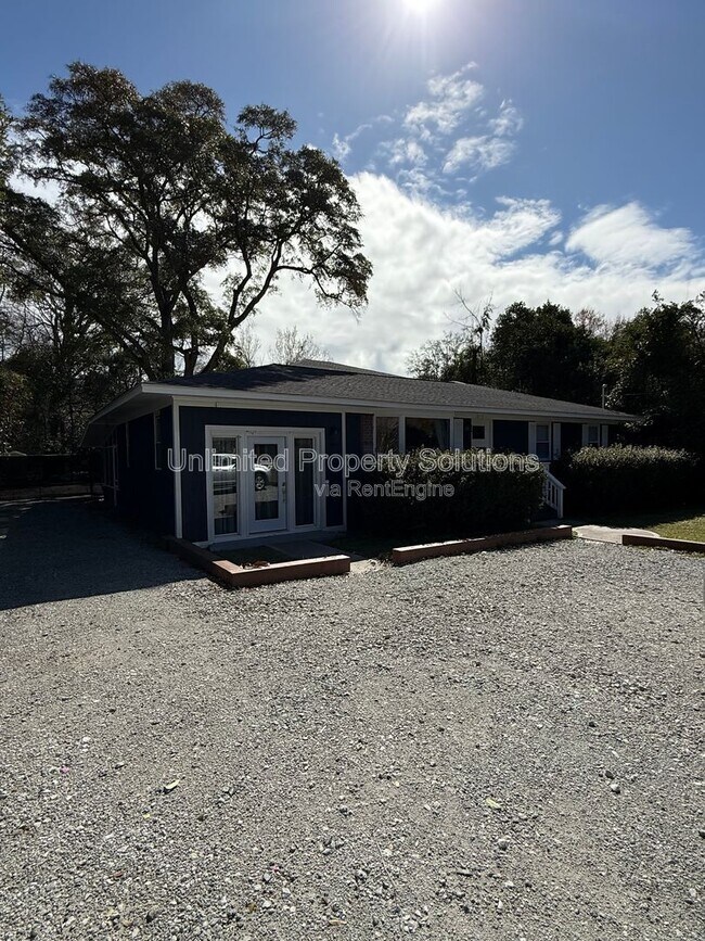 Foto del edificio - 312 Wood Dale Dr