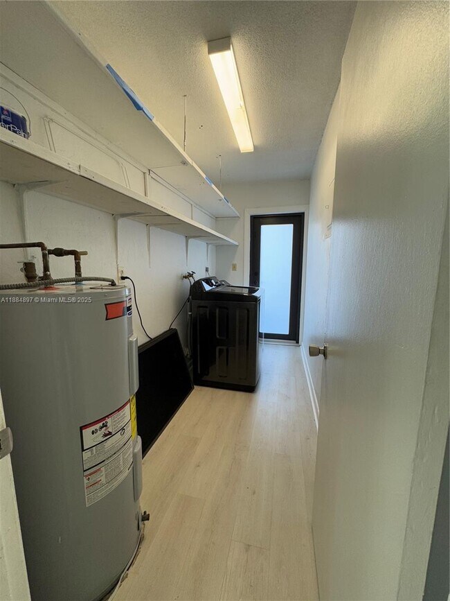 Foto del edificio - 3633 SW 5th Terrace