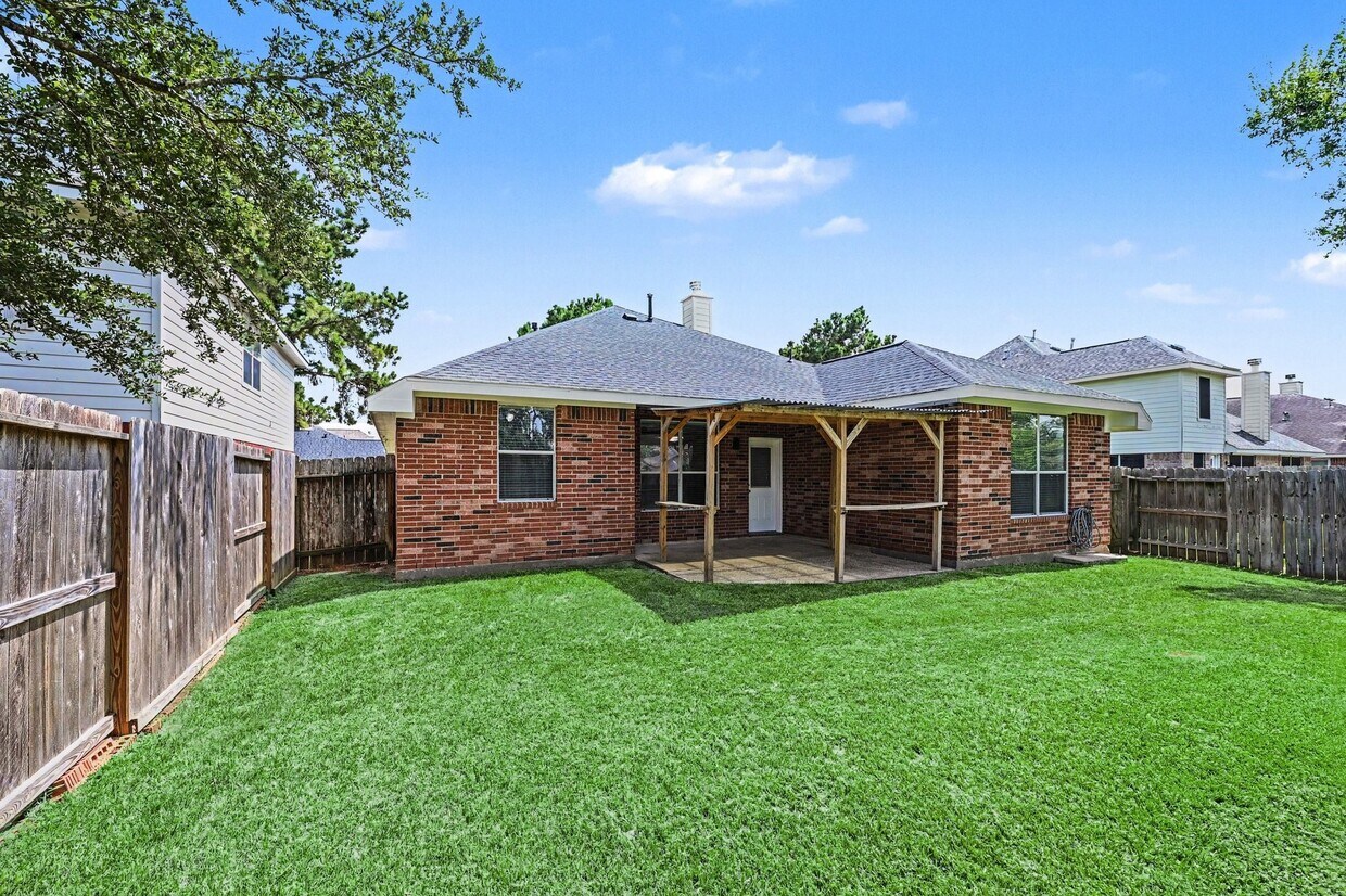 Foto del edificio - 18314 Manorcliff Ln