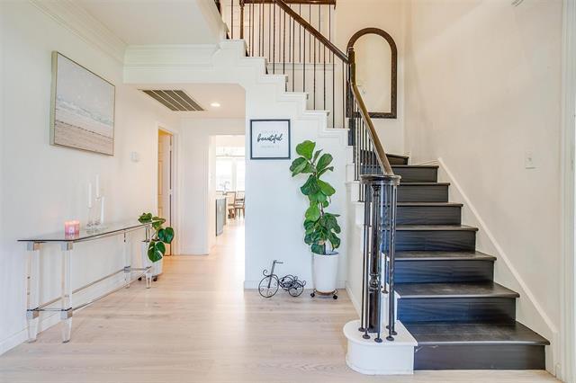 Foto del edificio - 4320 Fairfax Hill Dr