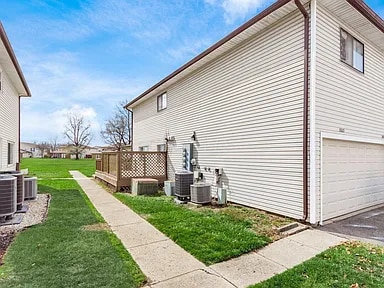 Building Photo - 2025 Burwell Dr