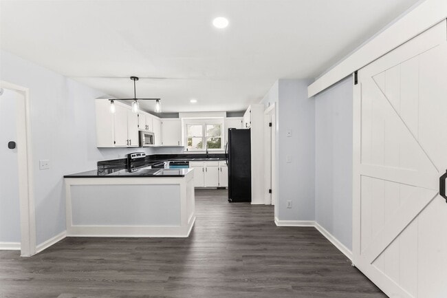 Foto del edificio - 2412 Bendemeer Dr