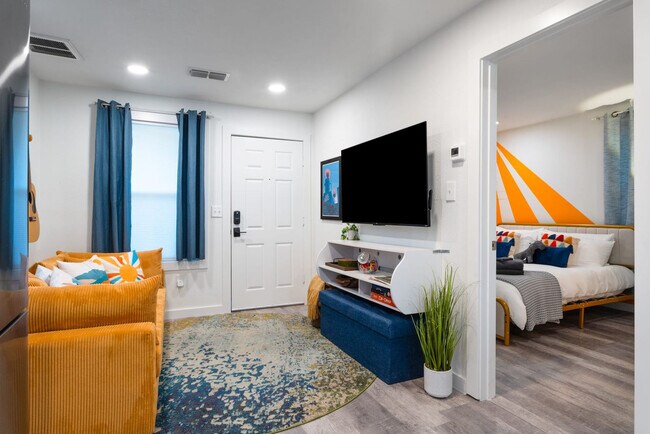 Foto del edificio - 1206 1/2 Haskell Street-SI ID1244656P
