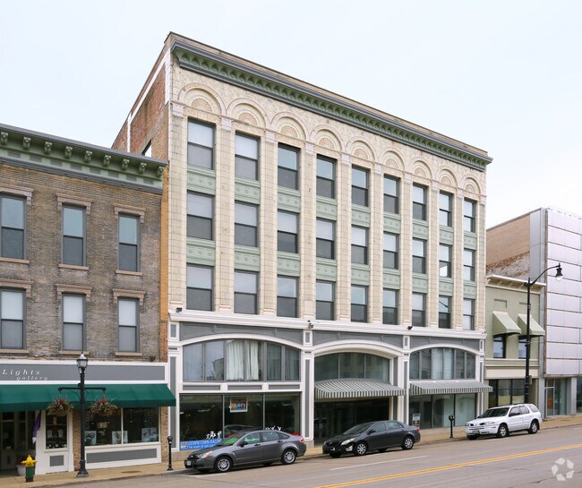 Arcade Apartments Apartments Racine, WI
