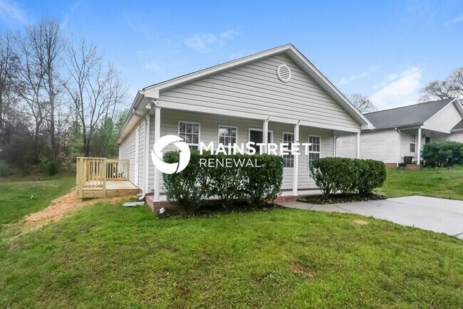 Building Photo - 3 Bedroom Pet-Friendly Home in Concord, NC with Main Street Renewal
