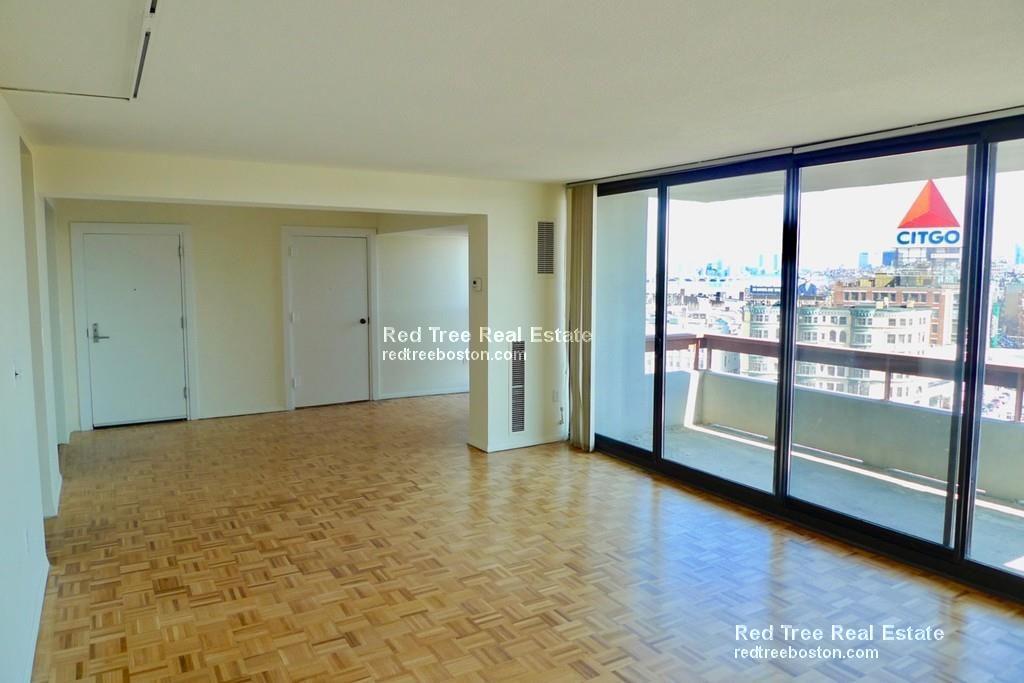 Foto principal - 565 Commonwealth Ave