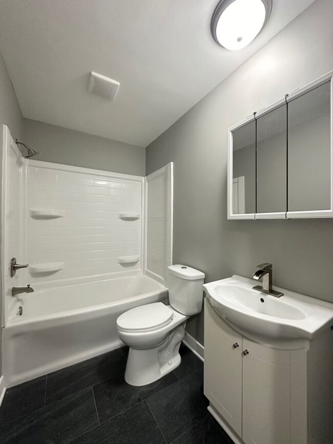 Foto del edificio - Gorgeous Single Family Home in Brooklyn Park!