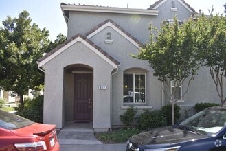 Building Photo - 610 Dante Cir