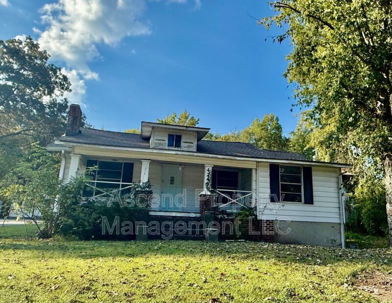 Foto principal - 4749 Rexway Ln