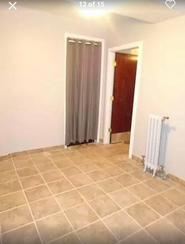 Foto del edificio - 1916 W Race Ave