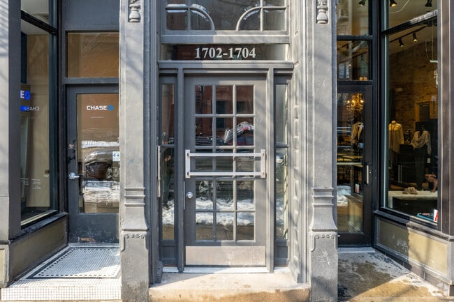 Building Photo - 1714-1716 N Wells St