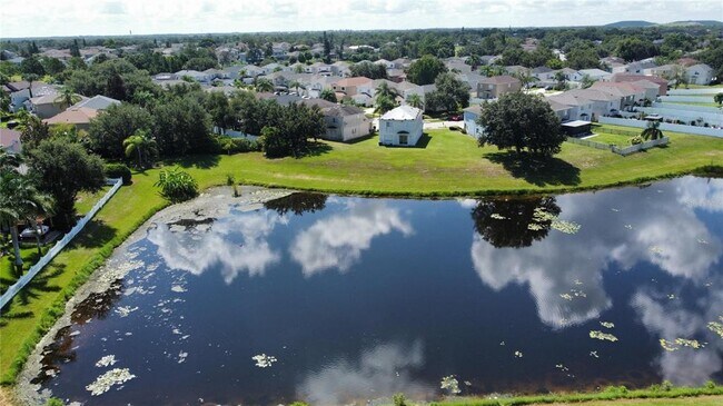 Foto del edificio - 12936 Fennway Ridge Dr