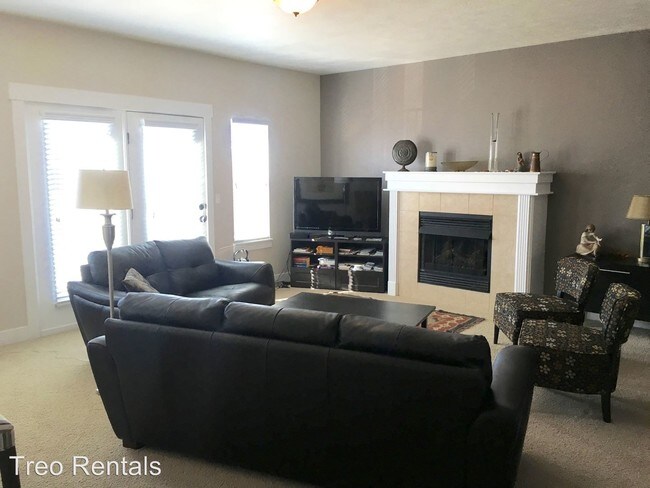 Building Photo - 4 br, 3 bath House - 1069 E Quarry View Way