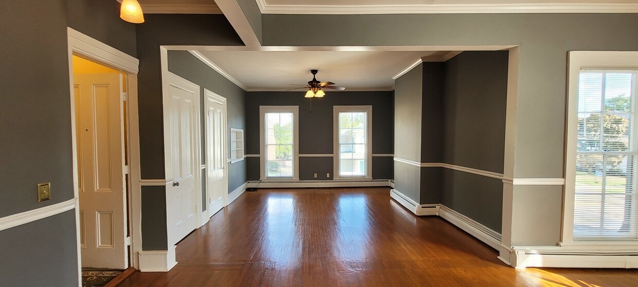 Living Room - 463 W Church St