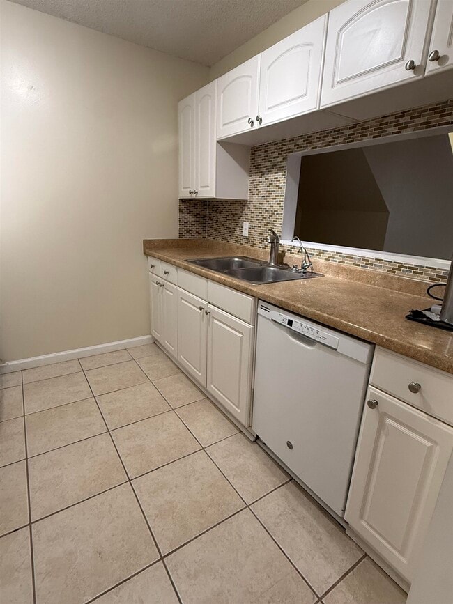Foto del edificio - 2477 Emerald Ridge Loop