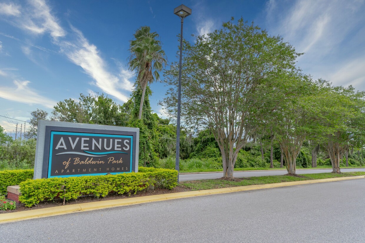 Foto principal - The Avenues of Baldwin Park