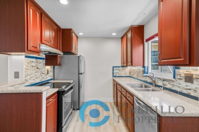 Foto del edificio - 4239 Cleveland Ave