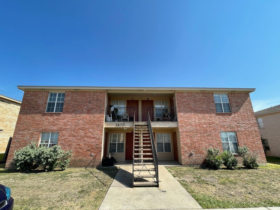 Foto principal - 1403 Dugger Cir