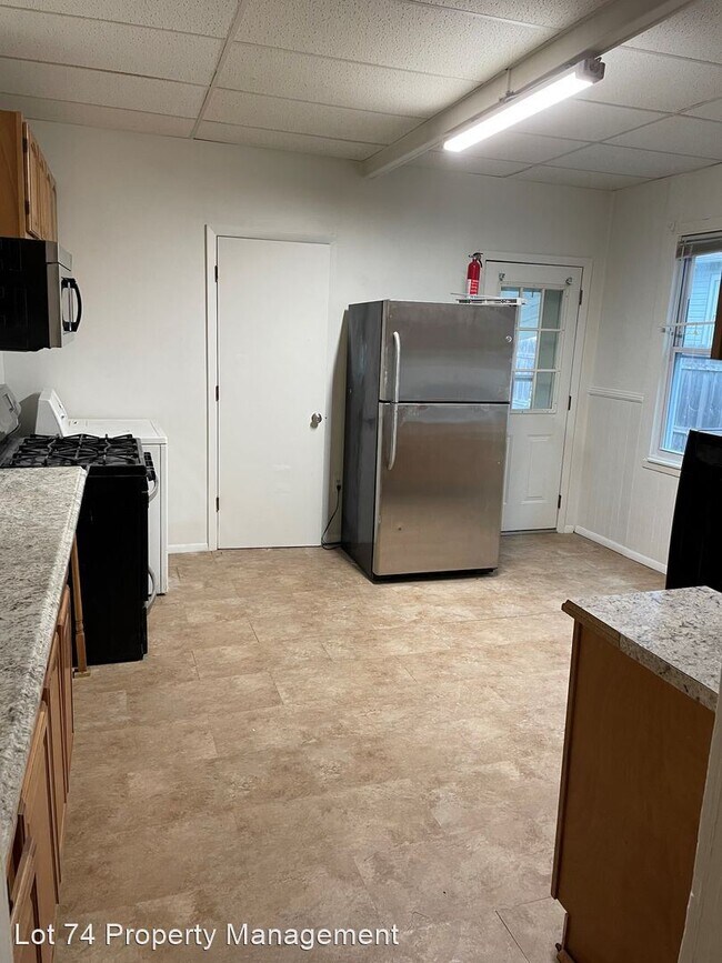 Foto del edificio - 2 br, 1 bath House - 750 Front Street