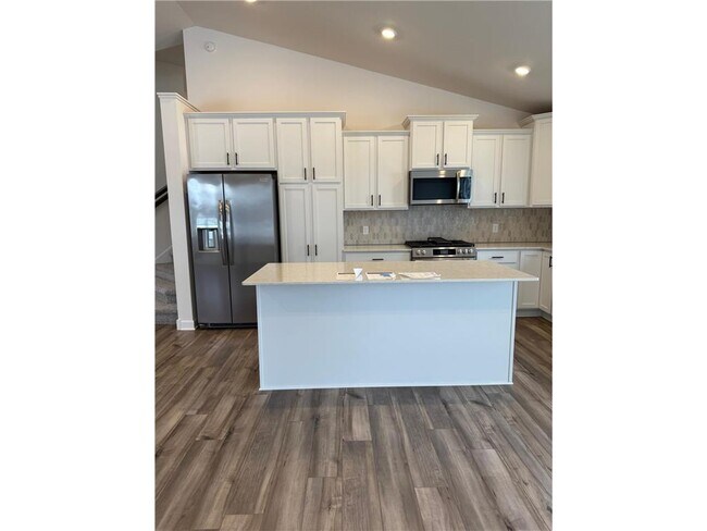 Foto del edificio - 23349 Wood Ln
