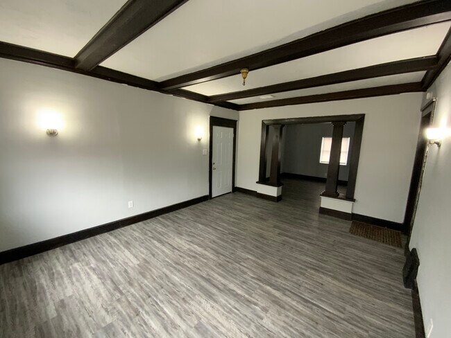 Foto del edificio - 223 Kentucky Ave