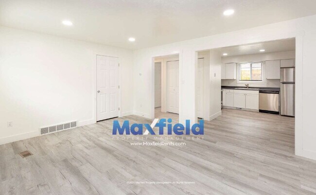 Foto del edificio - LEASE SPECIAL: 4 WEEKS FREE RENT!! - Brookside Lofts 2 BD 1 BA - Unit 11