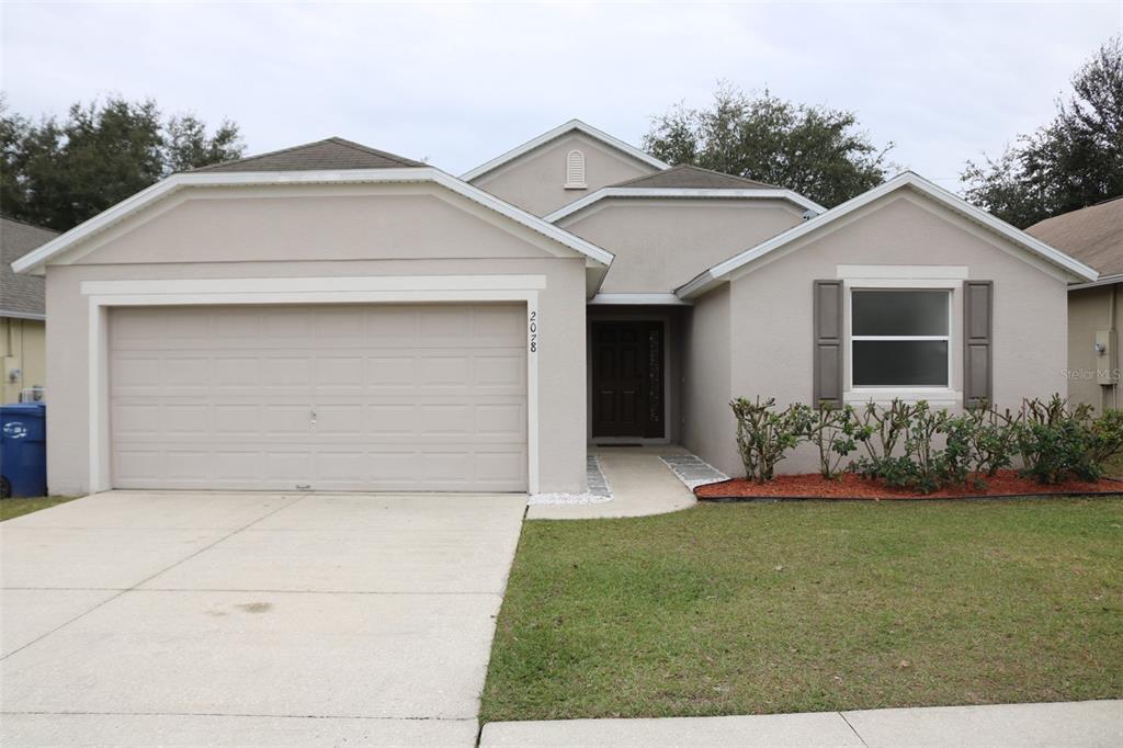 Foto principal - 2078 Newtown Rd