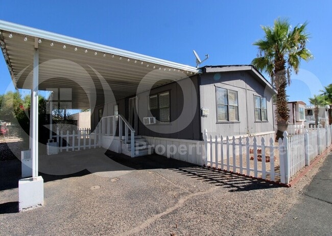 Building Photo - 1770 N Valley Dr