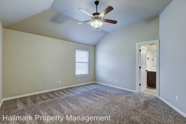 Building Photo - 3 br, 2 bath House - 8704 SW 36th Terrace