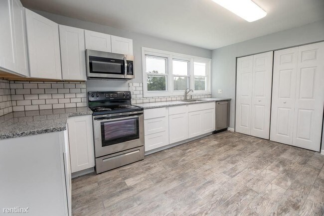 Foto del edificio - 3 br, 2 bath House - 3822 Greentree Rd