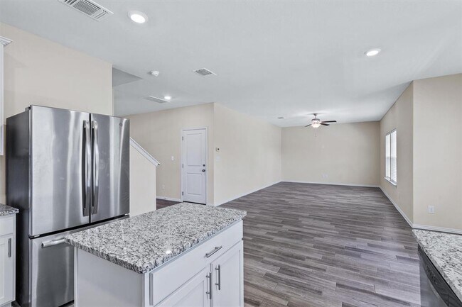 Foto del edificio - 252 Falling Star Ln