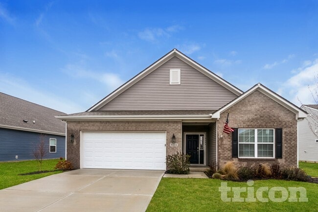 Building Photo - 6646 Laurelwood Dr
