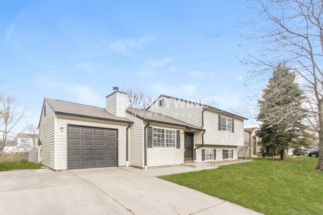 Building Photo - Welcome Home! Schedule Your Tour & Apply N...