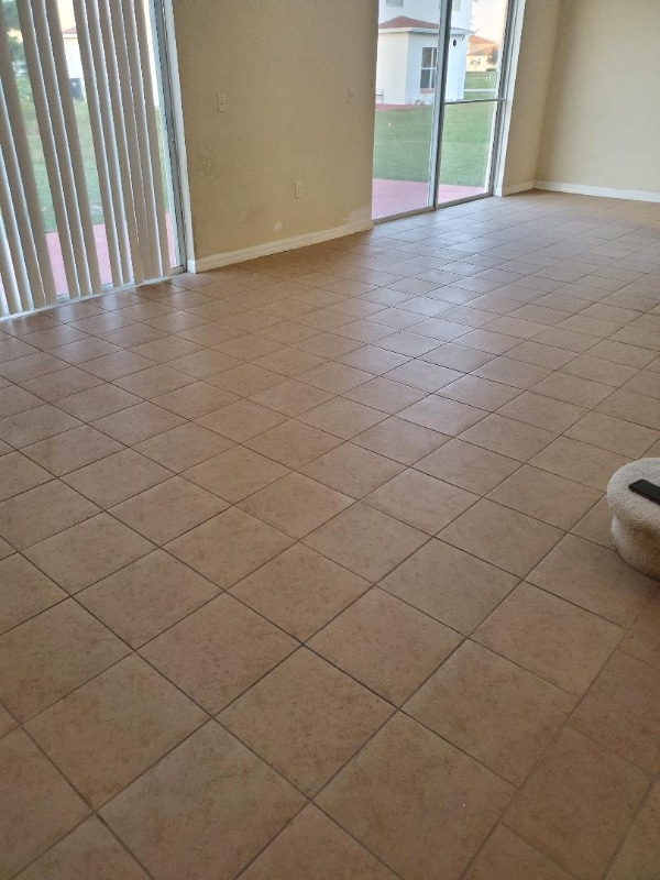 Foto del edificio - 148 Columbia Dr