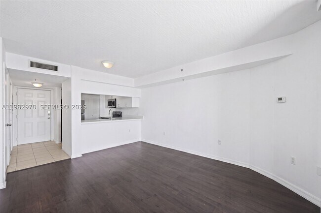 Foto del edificio - 102 SW 6th Ave