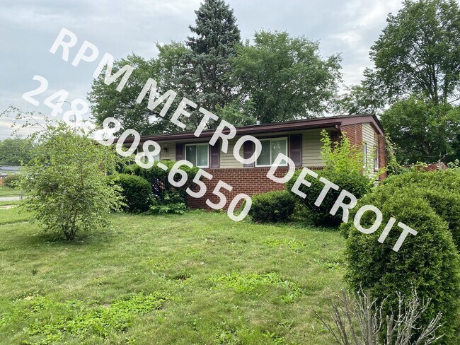 Building Photo - MOVE IN READY BRICK RANCH HOME IN INKSTER