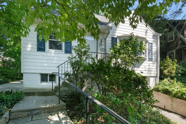 Foto del edificio - 75 Grandview Ave