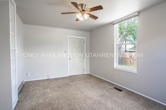 Building Photo - 212 S 1600 W