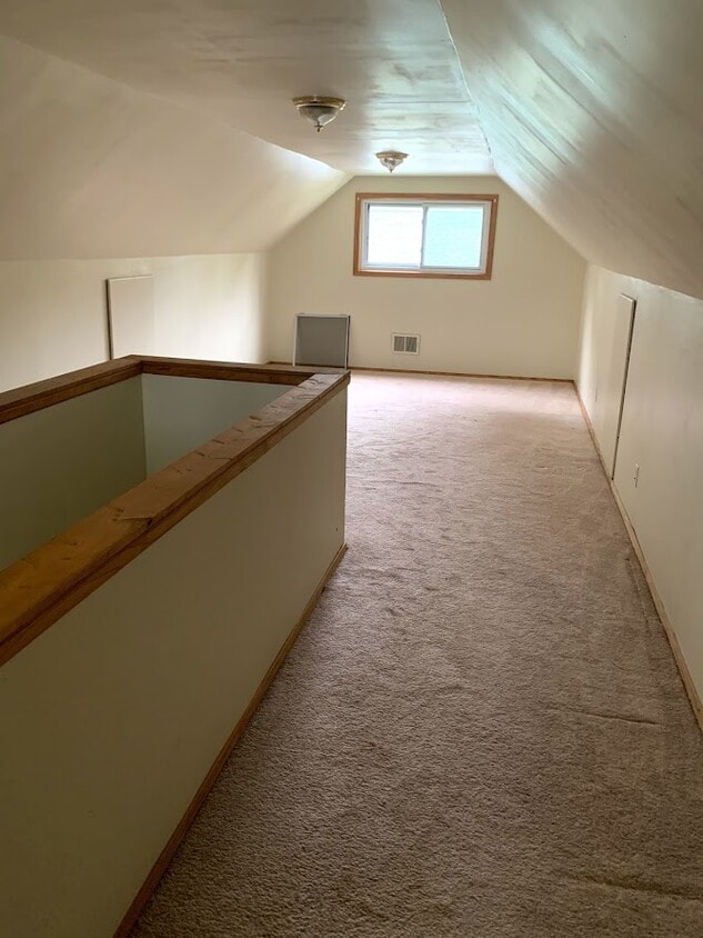 Building Photo - 934 Hadden Ave